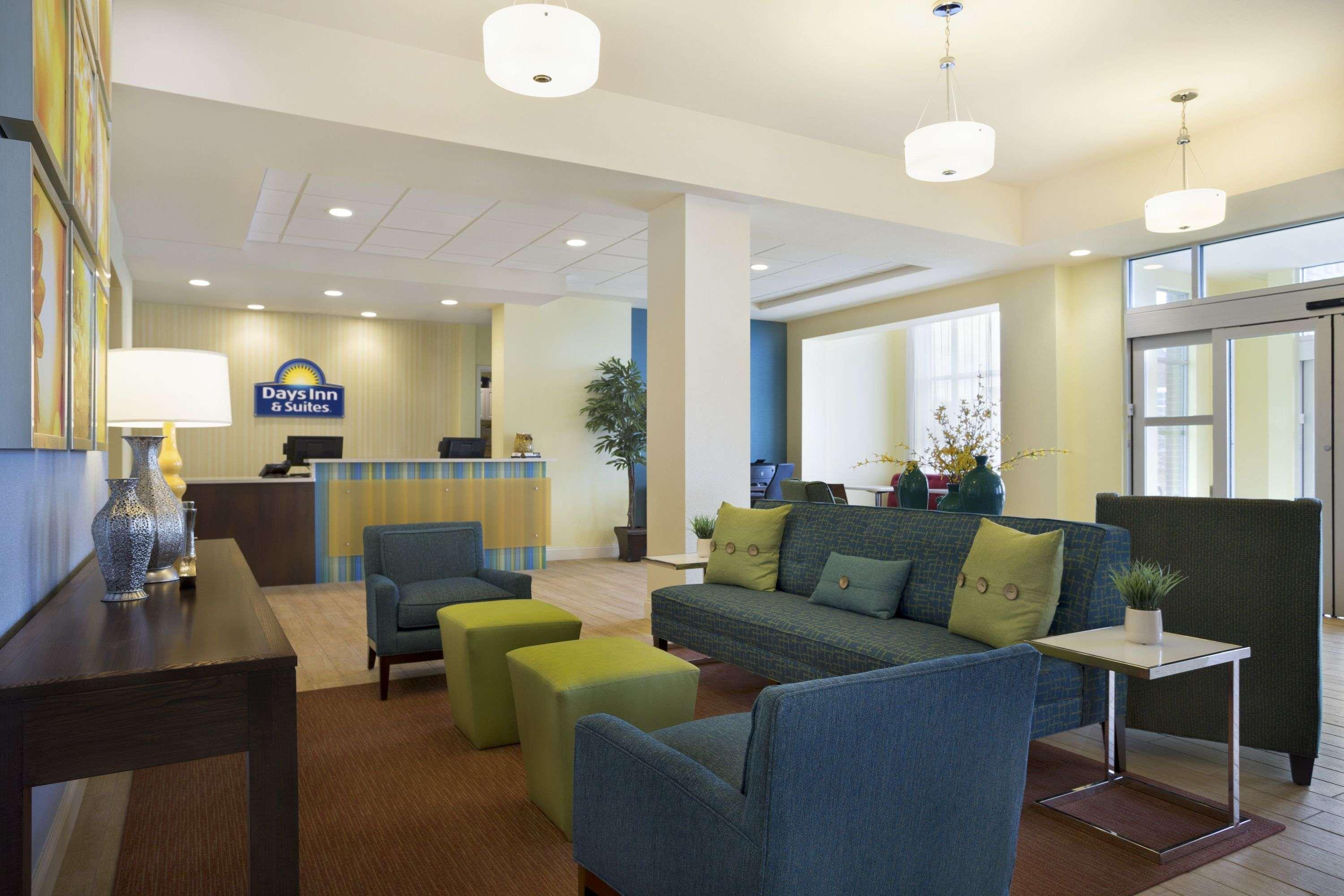 Days Inn & Suites By Wyndham Belmont Exteriér fotografie
